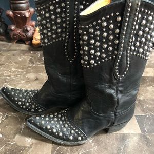 Rock star boots 🌟